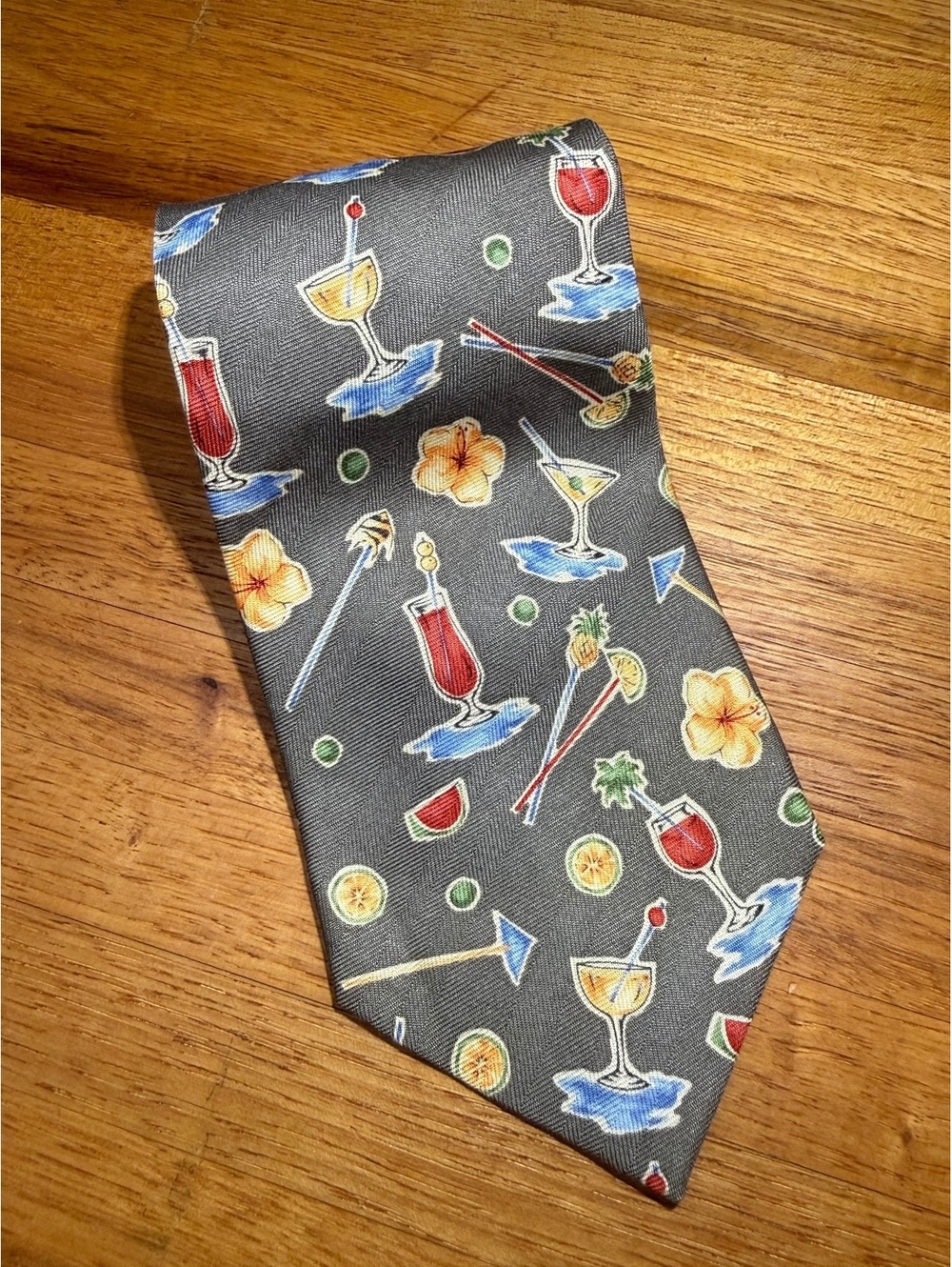 Tommy Bahama 100% Silk Men's Tie Tropical Cocktail cruise beach honeymoon